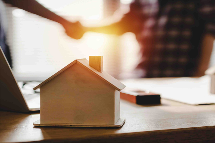 Why a Conveyancer SA Is Key for Hassle-Free Home Sales?